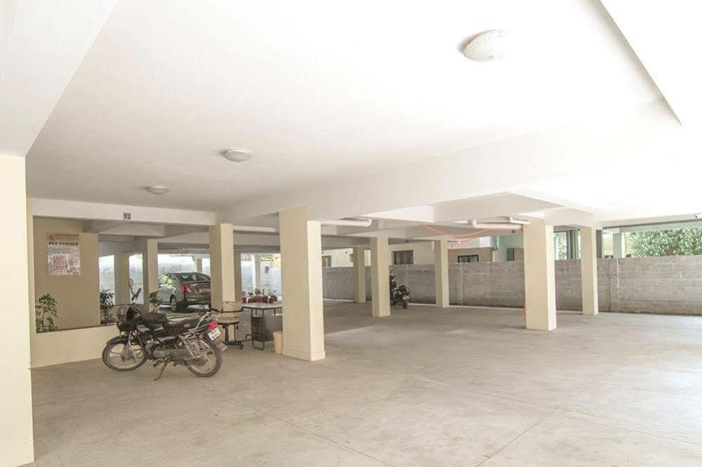 Phoenix Hospitality Services Τσενάι Εξωτερικό φωτογραφία